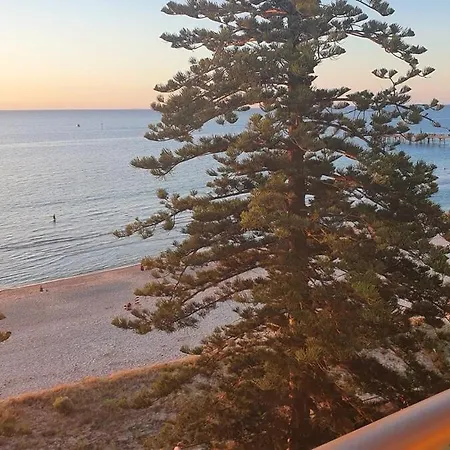 Seaview Escape Glenelg Apartment Exterior photo